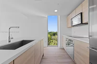 16385 Biscayne Blvd #521, North Miami Beach, FL 33160 - Photo 6