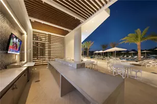 16385 Biscayne Blvd, North Miami Beach, FL 33160 - Photo 42