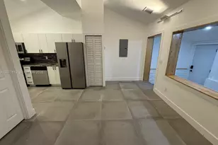 3 NE 70th St, Miami, FL 33138 - Photo 24