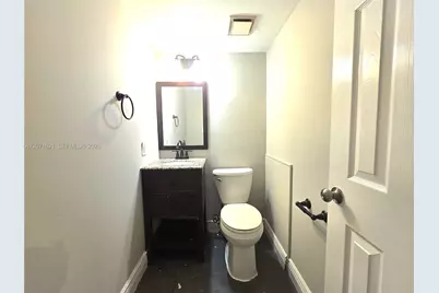914 SW 8th Avenue #57, Gainesville, FL 32601 - Photo 4