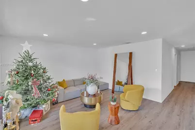 801 NE 81st St, Miami, FL 33138 - Photo 20