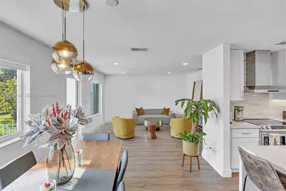 801 NE 81st St, Miami, FL 33138 - Photo 18