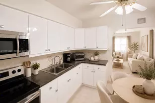 307 N 28th Ave, Hollywood, FL 33020 - Photo 4