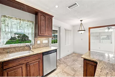 4305 NW 1 Ter, Deerfield Beach, FL 33064 - Photo 16
