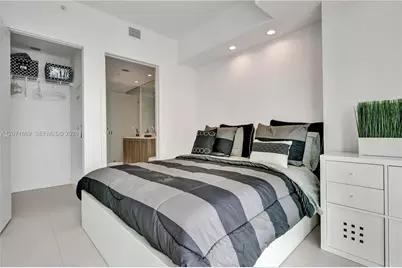 501 NE 31 #3304, Miami, FL 33131 - Photo 18