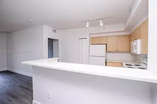 8050 N Nob Hill Rd, Tamarac, FL 33321 - Photo 8