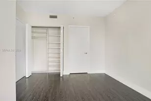 92 SW 3rd St, Miami, FL 33130 - Photo 12