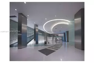 92 SW 3rd St, Miami, FL 33130 - Photo 24