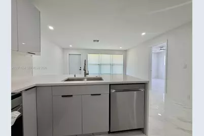 1240 W 26th Ct, Riviera Beach, FL 33404 - Photo 12