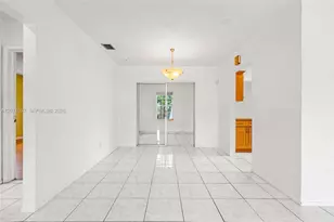 4700 NW 41st Pl, Lauderdale Lakes, FL 33319 - Photo 10