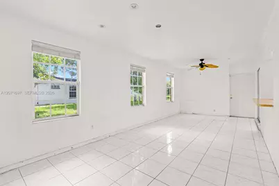4700 NW 41st Pl, Lauderdale Lakes, FL 33319 - Photo 20