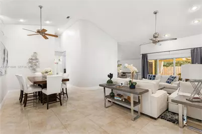7101 NW 44th Ln, Coconut Creek, FL 33073 - Photo 14