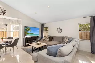 7101 NW 44th Ln, Coconut Creek, FL 33073 - Photo 10