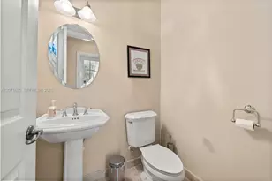 423 SW 16th St, Fort Lauderdale, FL 33315 - Photo 14
