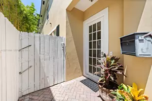 423 SW 16th St, Fort Lauderdale, FL 33315 - Photo 2