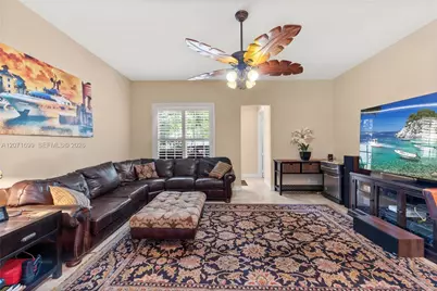 423 SW 16th St, Fort Lauderdale, FL 33315 - Photo 12