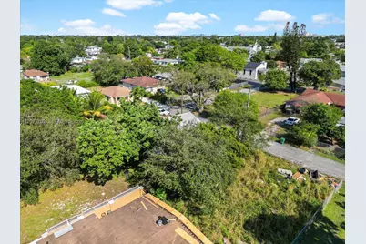 1829 NW 62nd Ter, Miami, FL 33147 - Photo 34