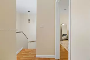 7508 SW 58th Ave, South Miami, FL 33143 - Photo 18