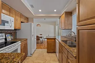 7508 SW 58th Ave, South Miami, FL 33143 - Photo 10
