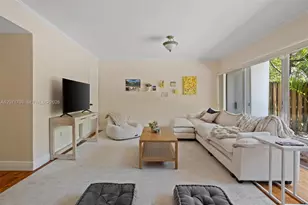 7508 SW 58th Ave, South Miami, FL 33143 - Photo 4