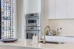 700 NE 24th St, Miami, FL 33137 - Photo 32