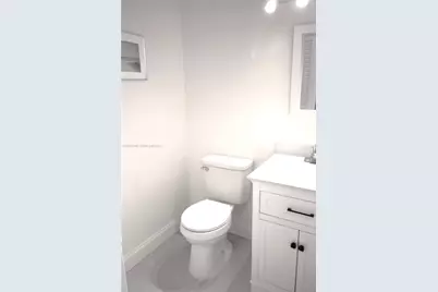 2166 NE 56th St #203, Fort Lauderdale, FL 33308 - Photo 12