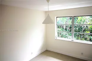 2166 NE 56th St, Fort Lauderdale, FL 33308 - Photo 14