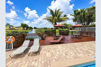 8575 NW 5th Ter #1509, Miami, FL 33126 - Photo 26