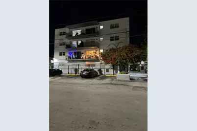 444 SW 4th St #402, Miami, FL 33130 - Photo 34