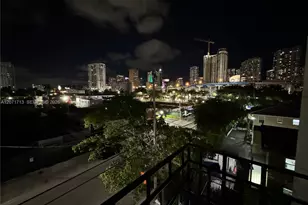 444 SW 4th St, Miami, FL 33130 - Photo 30