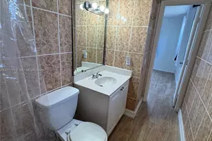 444 SW 4th St, Miami, FL 33130 - Photo 16