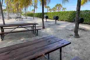 5005 Collins Ave, Miami Beach, FL 33140 - Photo 36