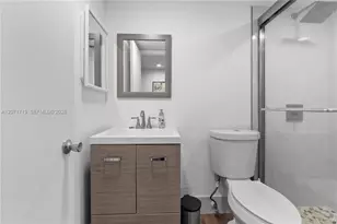 12750 SW 4th Ct, Pembroke Pines, FL 33027 - Photo 18