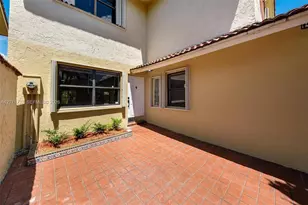 15157 SW 95th St, Miami, FL 33196 - Photo 2