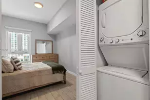 321 NE 26th St, Miami, FL 33137 - Photo 4