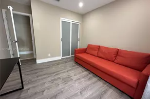 8203 NW 37th St, Coral Springs, FL 33065 - Photo 12