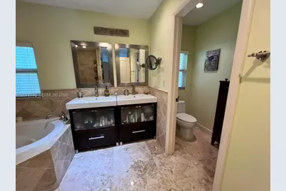 19345 SW 240th St, Homestead, FL 33031 - Photo 102