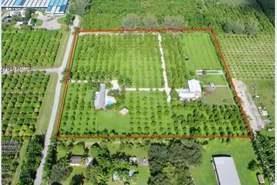 19345 SW 240th St, Homestead, FL 33031 - Photo 2