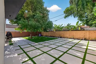 2180 SW 20th St, Miami, FL 33145 - Photo 22