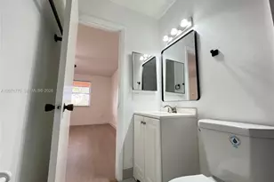 15665 SW 82nd Cir Ln, Miami, FL 33193 - Photo 14