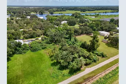 20101 Wagner Ave, Other City - In The State Of Florida, FL 33920 - Photo 46