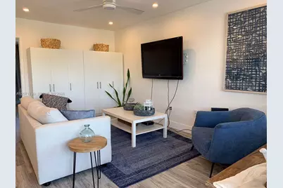 1860 Venice Park Dr #206, North Miami, FL 33181 - Photo 4