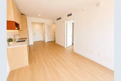 90 NE 32nd St #709, Miami, FL 33127 - Photo 6