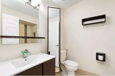 2561 W 60th Pl #102-1, Hialeah, FL 33016 - Photo 8