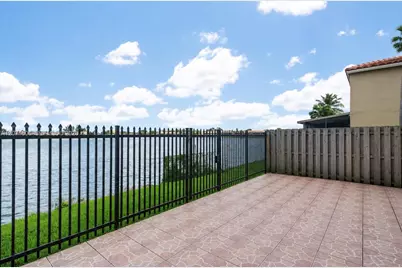 2561 W 60th Pl #102-1, Hialeah, FL 33016 - Photo 20