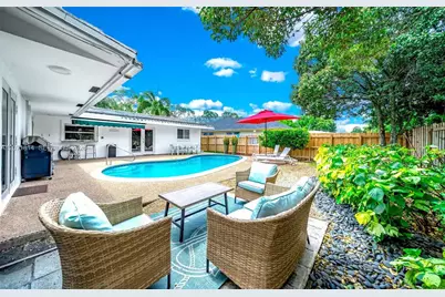 6421 NE 22nd Ave, Fort Lauderdale, FL 33308 - Photo 2