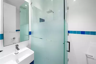 19522 NE 17th Ave, Miami, FL 33179 - Photo 26