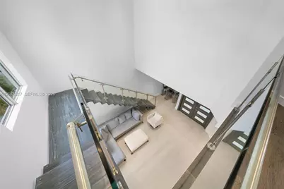 19522 NE 17th Ave, Miami, FL 33179 - Photo 16