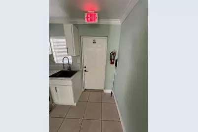 6101 Rodman St #2, Hollywood, FL 33023 - Photo 4