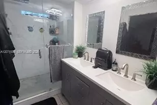 19800 SW 180th Ave, Miami, FL 33187 - Photo 14
